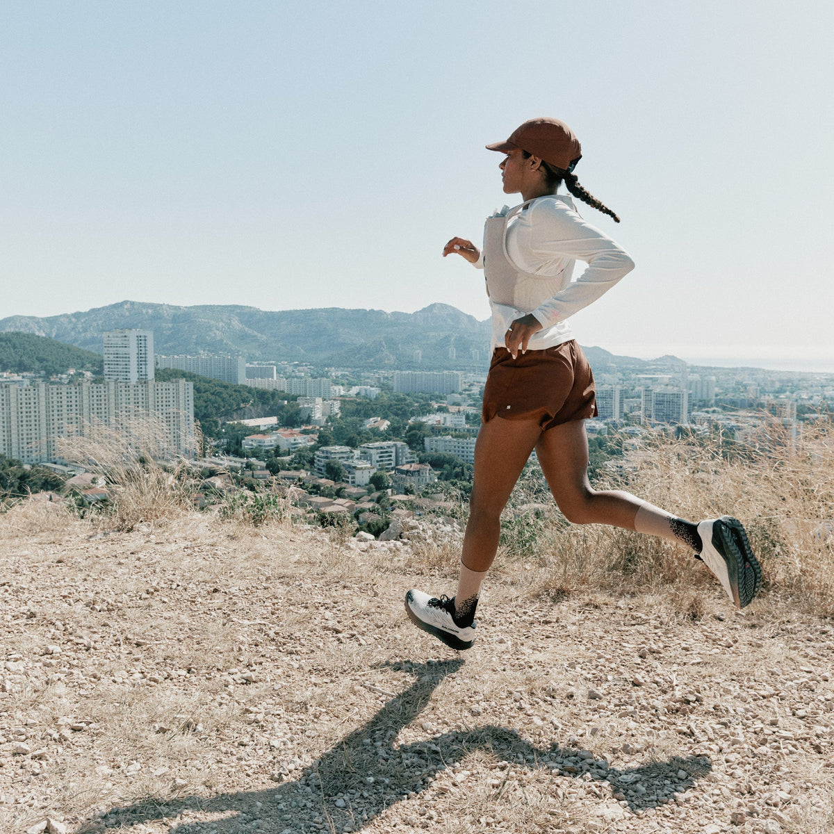 What are the differences between trail, road and gravel shoes?