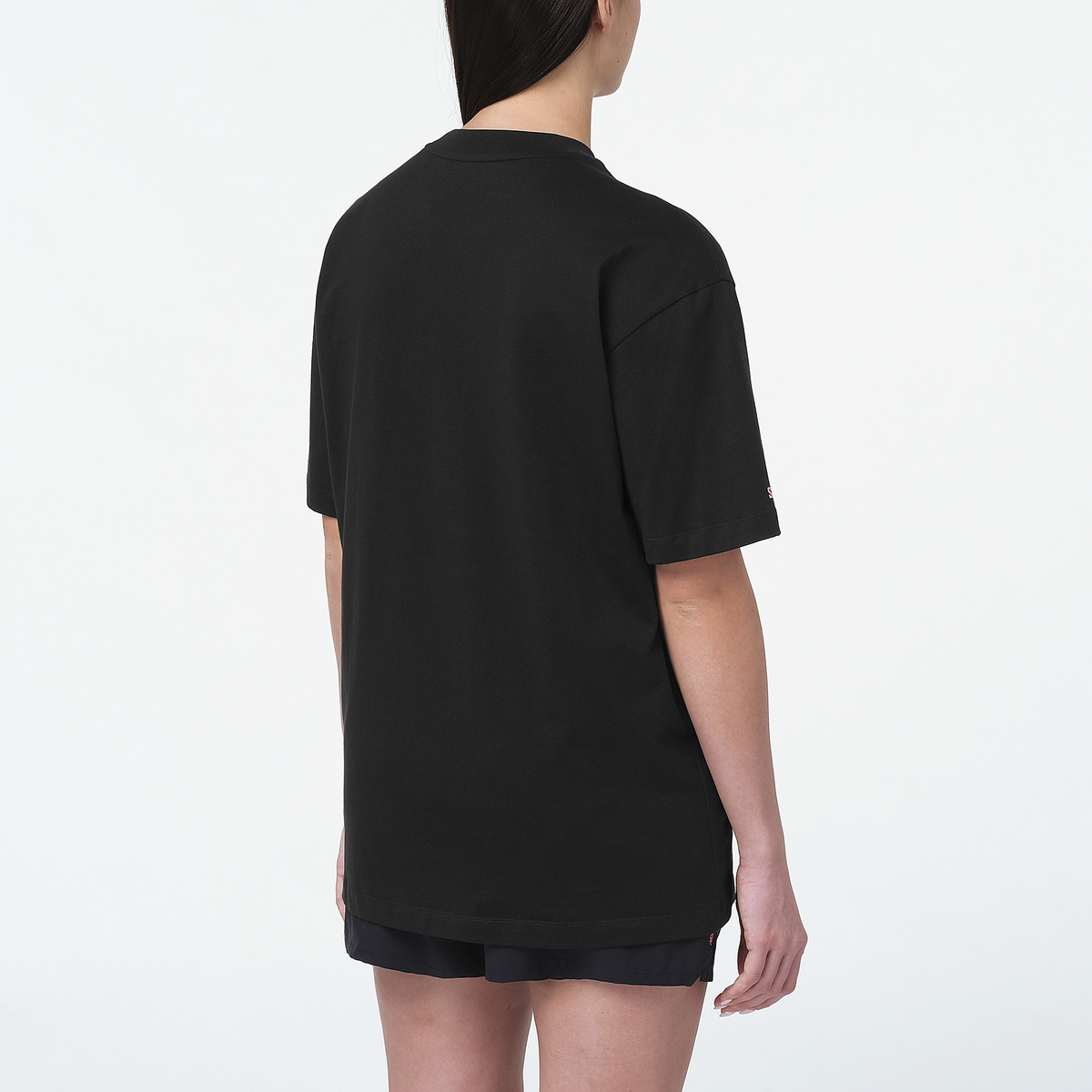 LOGO LIMITED COURTNEY EDITION